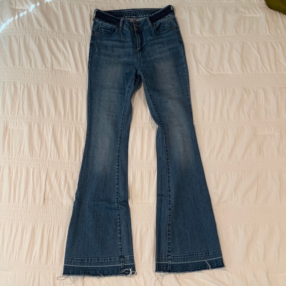 Kendall & Kylie Bell Bottom Jeans - Picture 2 of 10
